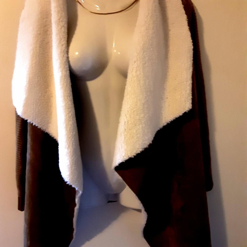 Lola B Waterfall Shearling Cardigan Size Small NWOT - Picture 12 of 14